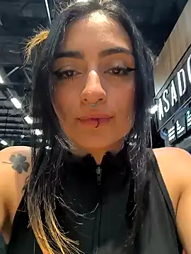 Snapshot of Lila_Desiree chatting on January 23, 2025, 12:57 am Lila Desiree online show from January 23, 2025, 12:57 am