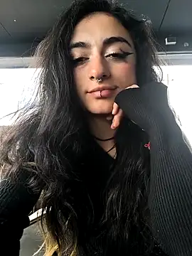 Snapshot of Lila_Desiree chatting on September 22, 2025, 2:45 pm Lila Desiree online show from September 22, 2025, 2:45 pm