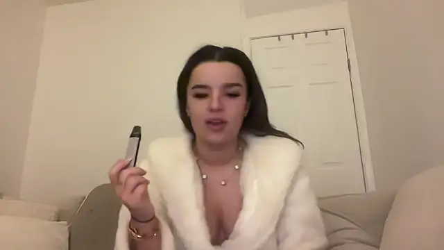 Snapshot of maisiesmithx chatting on January 29, 2025, 6:39 pm maisiesmithx online show from January 29, 2025, 6:39 pm