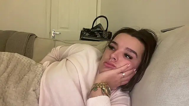 Snapshot of maisiesmithx chatting on January 27, 2025, 7:45 am maisiesmithx online show from January 27, 2025, 7:45 am