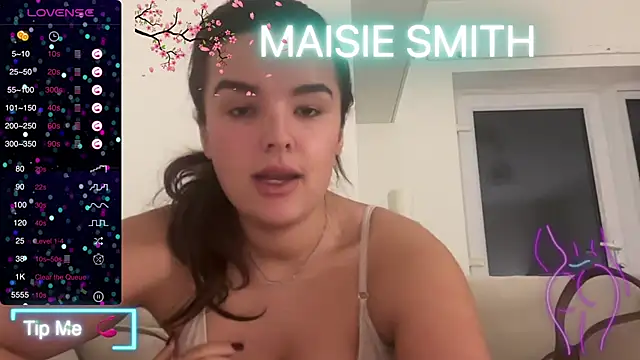 Snapshot of maisiesmithx chatting on December 29, 2024, 9:30 pm maisiesmithx online show from December 29, 2024, 9:30 pm