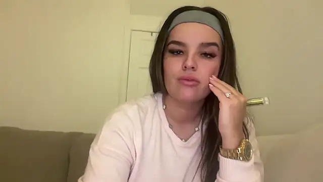 Snapshot of maisiesmithx chatting on January 26, 2025, 10:35 pm maisiesmithx online show from January 26, 2025, 10:35 pm