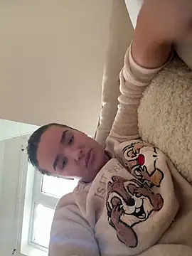 Snapshot of maisiesmithx chatting on January 6, 2025, 1:52 pm maisiesmithx online show from January 6, 2025, 1:52 pm
