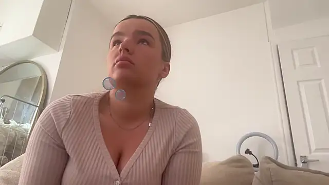 Snapshot of maisiesmithx chatting on September 21, 2025, 9:58 am maisiesmithx online show from September 21, 2025, 9:58 am
