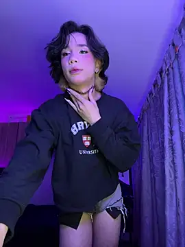 sue   0 online show from March 18, 2025, 12:08 am