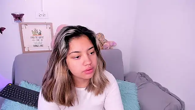 caramelita ostos online show from March 20, 2025, 2:21 pm