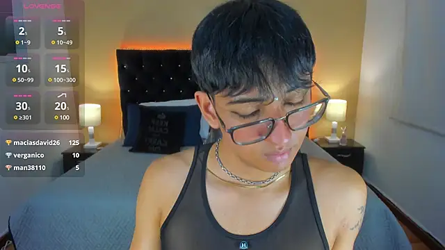 Snapshot of Dark_hairy_ chatting on February 20, 2025, 3:12 am Dark hairy online show from February 20, 2025, 3:12 am