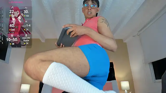 Snapshot of Dark_hairy_ chatting on February 27, 2025, 3:40 am Dark hairy online show from February 27, 2025, 3:40 am