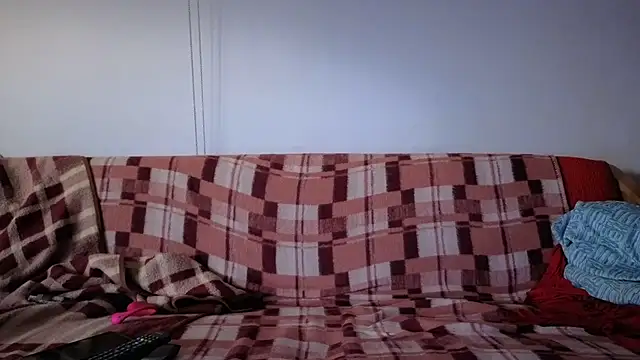 loverboyxxx69 online show from November 2, 2025, 6:07 am