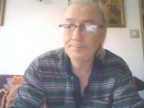 loverboyxxx69 online show from March 19, 2025, 4:02 pm