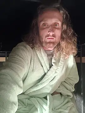 DrownMentallyyy online show from October 14, 2025, 10:42 pm