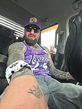 Beardedtattood online show from October 27, 2025, 2:29 pm