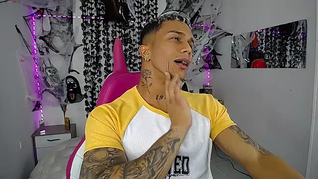 Leonard Price online show from October 18, 2025, 6:37 am