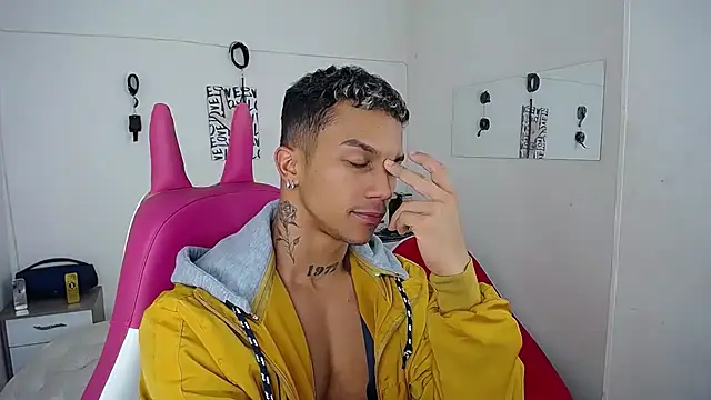 Leonard Price online show from November 16, 2025, 1:54 am