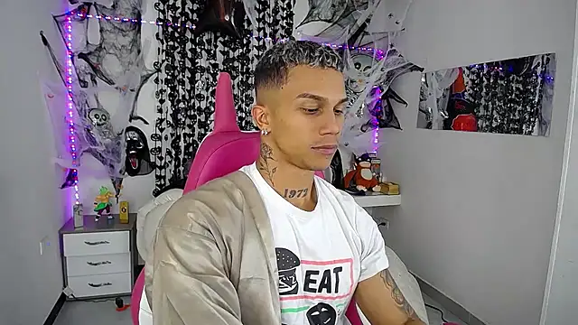 Leonard Price online show from October 14, 2025, 1:39 am