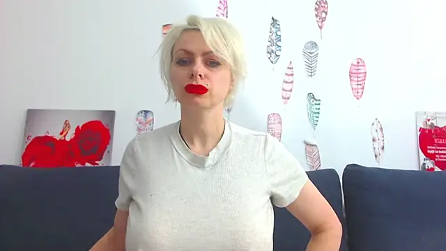 ForeverBarbie  online show from March 21, 2026, 3:30 am