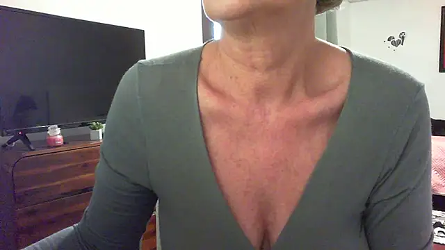 Snapshot of __Angel78__ chatting on May 6, 2026, 11:47 am Angel78 online show from May 6, 2026, 11:47 am