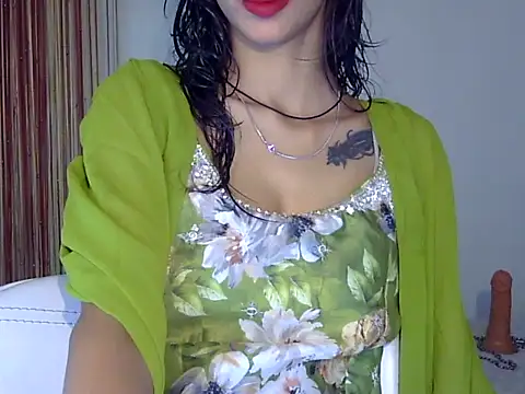 MAAYRA 09 online show from October 11, 2025, 9:21 am