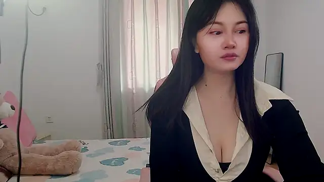 Snapshot of Little-sweet chatting on March 6, 2025, 2:09 am Little-sweet online show from March 6, 2025, 2:09 am