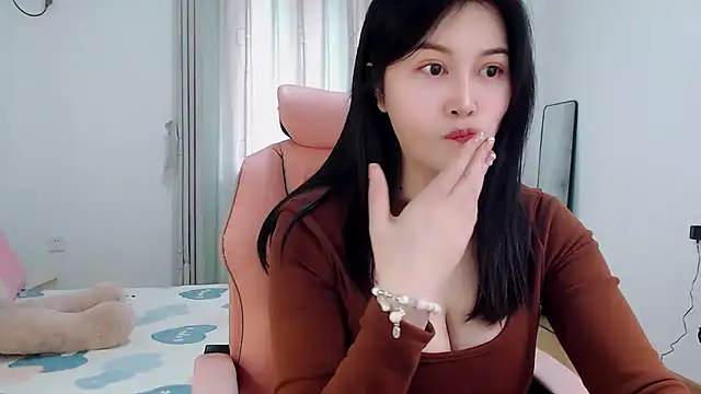 Snapshot of Little-sweet chatting on March 7, 2025, 6:35 am Little-sweet online show from March 7, 2025, 6:35 am