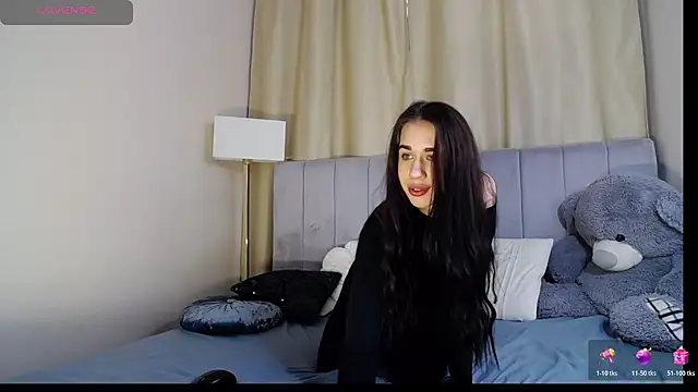 Erikka   online show from April 16, 2026, 7:09 am