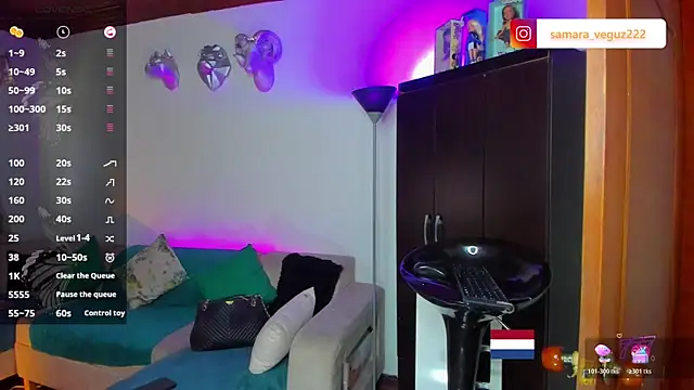 samara veguz222 online show from April 24, 2026, 6:10 pm