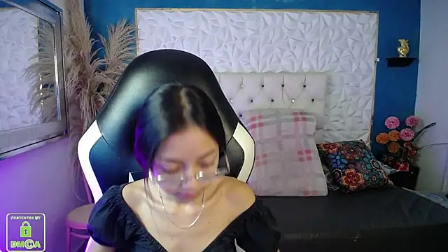 Snapshot of NathaliaSweet_11 chatting on February 12, 2026, 2:06 pm NathaliaSweet 11 online show from February 12, 2026, 2:06 pm