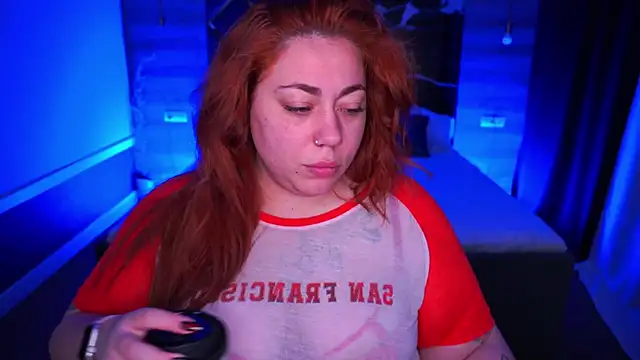 Kittywakee online show from September 30, 2025, 8:26 pm