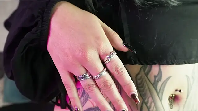 Aylen darkmoor online show from July 9, 2026, 6:29 pm