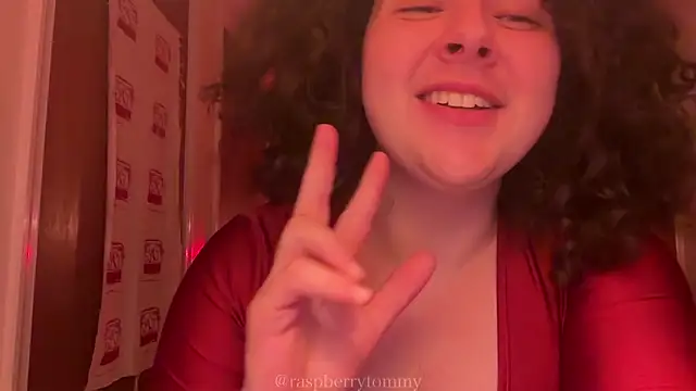 RaspberryTommyFTM online show from February 5, 2026, 3:46 am