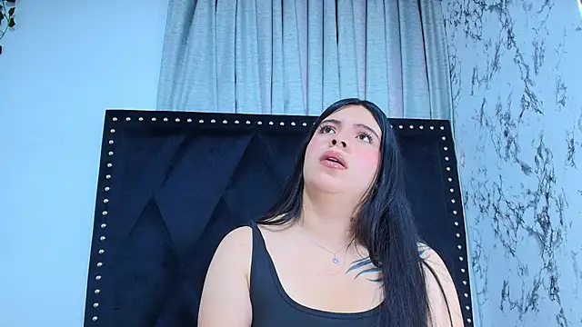 Naia x online show from April 12, 2026, 1:36 pm