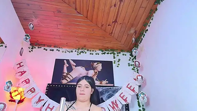 Naia x online show from October 11, 2025, 10:22 pm