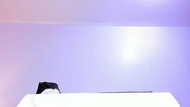 Snapshot of lupeebony chatting on February 15, 2026, 7:24 pm lupeebony online show from February 15, 2026, 7:24 pm