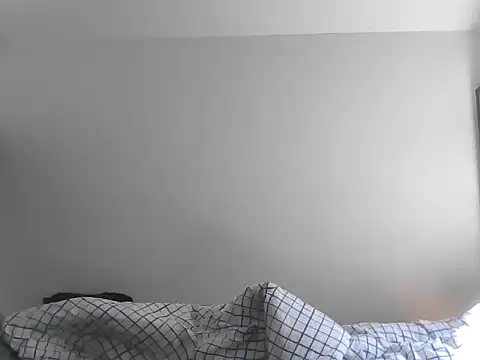 Nicetomeetyoubb online show from May 12, 2026, 10:43 am