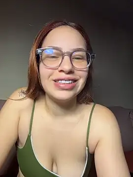 AgnesCampp online show from April 9, 2026, 6:25 pm