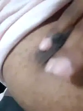 Snapshot of Luciia_cute chatting on January 31, 2025, 12:17 am Luciia cute online show from January 31, 2025, 12:17 am