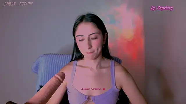 gabyye capprins online show from March 11, 2026, 12:15 am