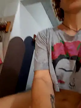 Mardul-ce online show from October 5, 2025, 8:43 pm