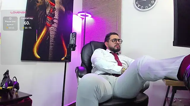 Ethan Castellano online show from September 22, 2025, 8:26 pm