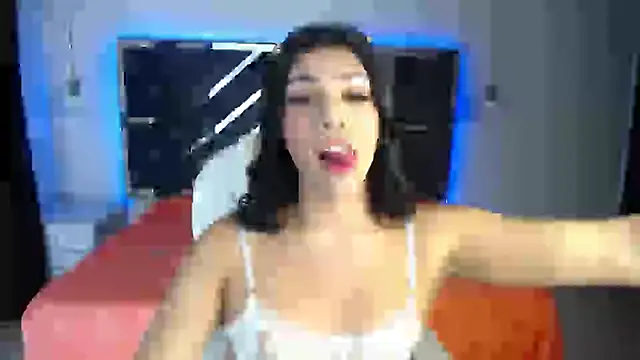 Snapshot of MIA_YOURHOTTIE chatting on March 3, 2025, 1:49 am MIA YOURHOTTIE online show from March 3, 2025, 1:49 am