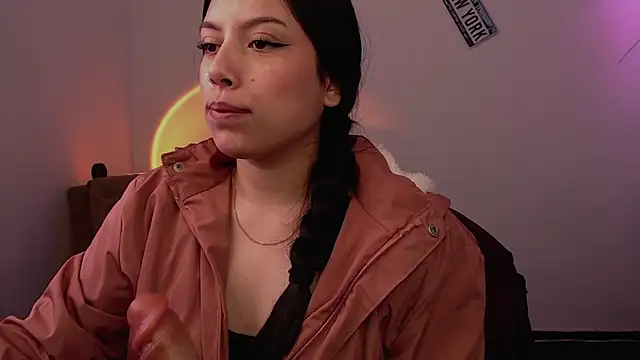 Snapshot of iam_emy chatting on February 18, 2025, 7:52 pm iam emy online show from February 18, 2025, 7:52 pm