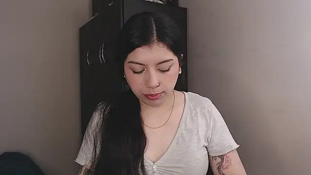 iam emy online show from November 10, 2025, 10:59 pm