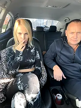 DonorDi online show from October 21, 2025, 10:25 am