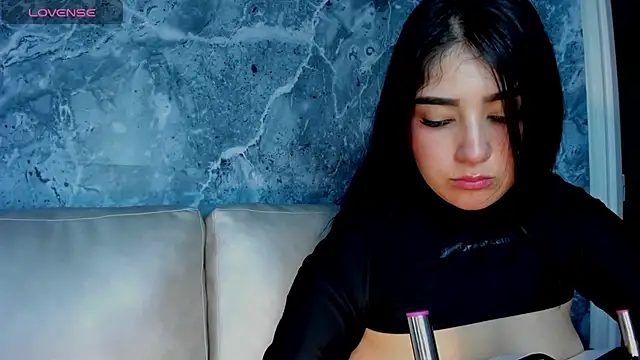 Belliinda 21 online show from November 3, 2025, 7:17 pm