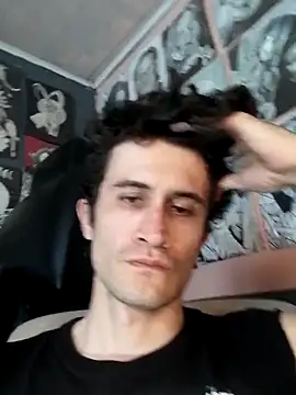 Snapshot of Loggan_donnelly chatting on February 10, 2026, 7:02 pm Loggan donnelly online show from February 10, 2026, 7:02 pm