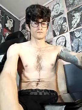 Snapshot of Loggan_donnelly chatting on February 12, 2026, 8:08 pm Loggan donnelly online show from February 12, 2026, 8:08 pm