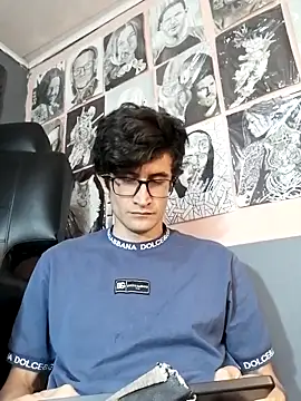 Snapshot of Loggan_donnelly chatting on February 24, 2026, 5:25 pm Loggan donnelly online show from February 24, 2026, 5:25 pm