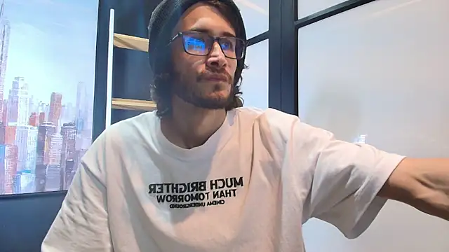 Loggan donnelly online show from March 13, 2025, 8:11 pm