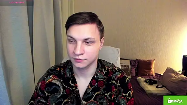 handsome guy01 online show from March 16, 2026, 7:49 pm