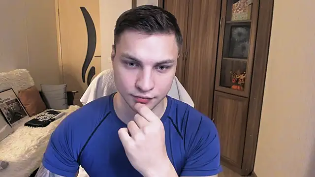 handsome guy01 online show from September 27, 2025, 7:31 pm